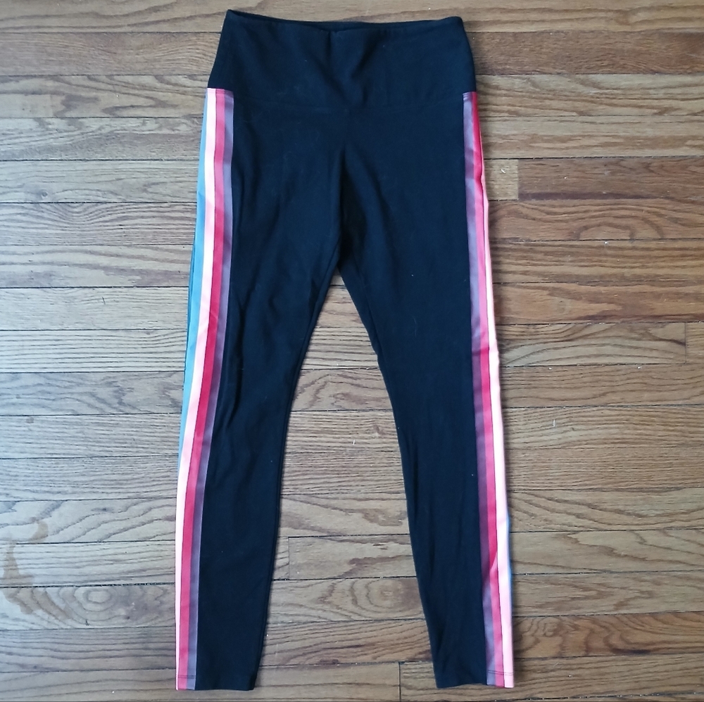 💕 PINK Victorias Secret Stripe Leggings💕 - Picture 3 of 9